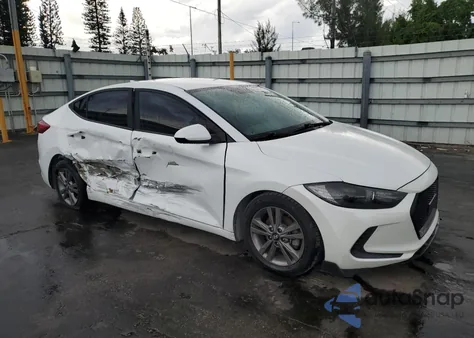 2017 Hyundai Elantra Se z USA, uszkodzony, nr VIN 5NPD84LF6HH045718